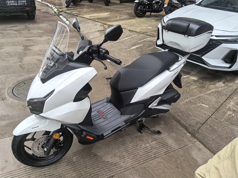 五羊本田 NWT150