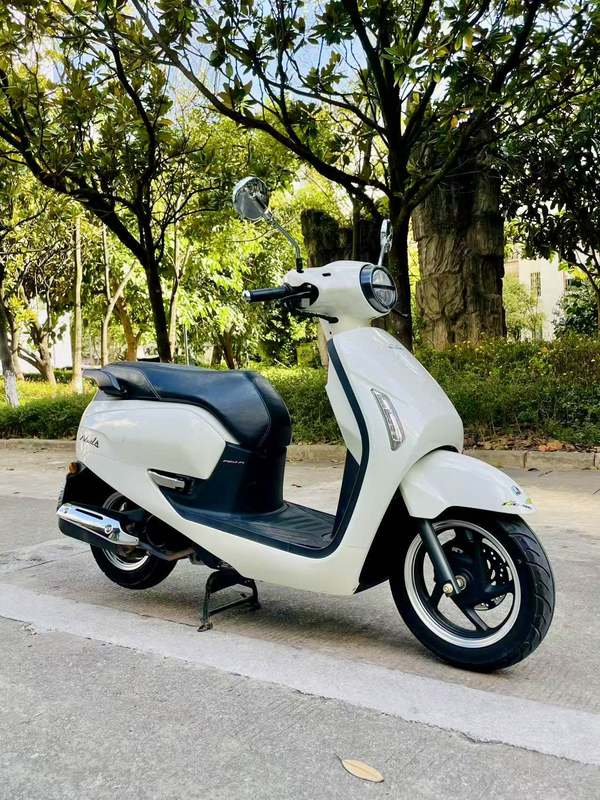 新大洲本田 NS125LA