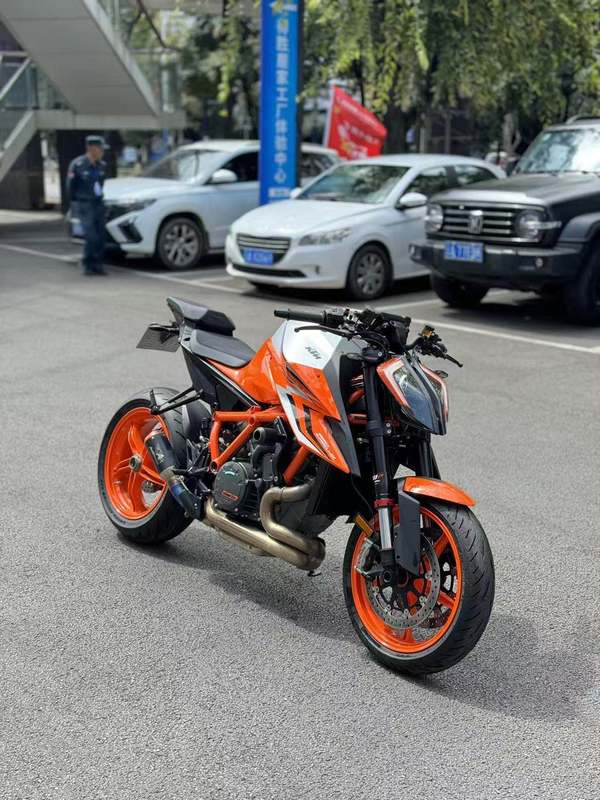 KTMR2R 1290 Super Duke