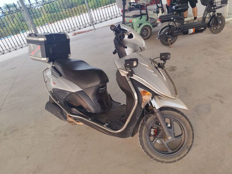 新大洲本田 E韵 110 Fi