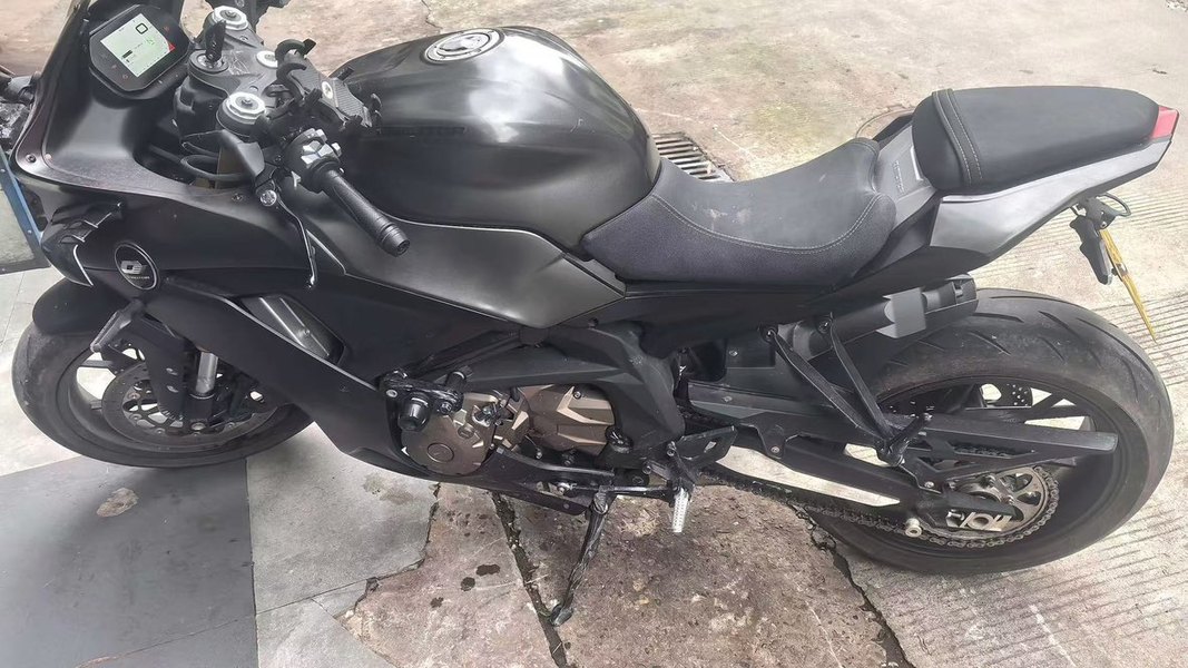 QJMOTOR 赛600