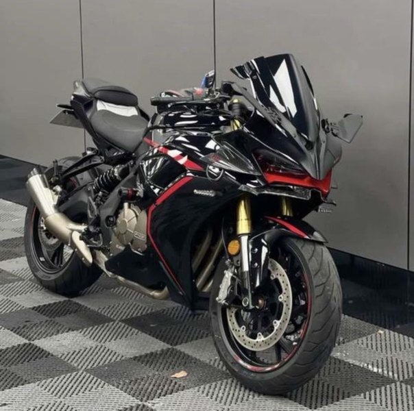 QJMOTOR 赛600