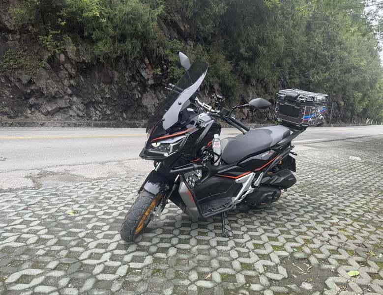 QJMOTOR 鸿250ADV