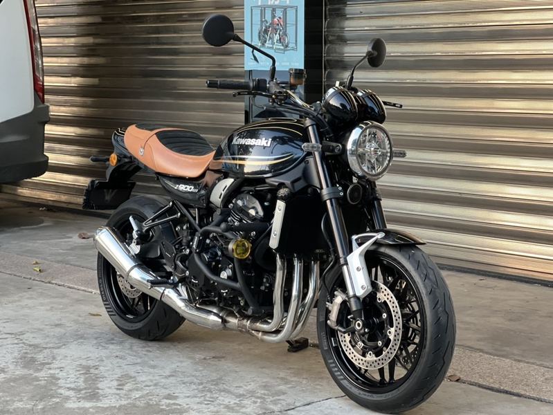 川崎 Z900RS