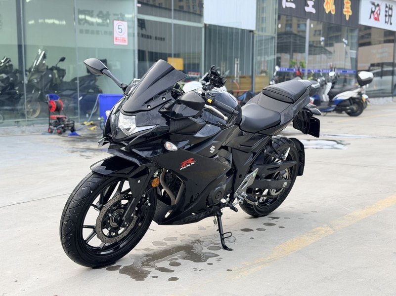 豪爵铃木 GSX250R