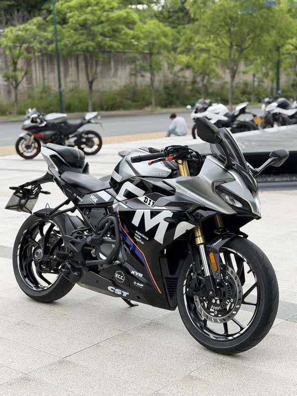 春风 250SR