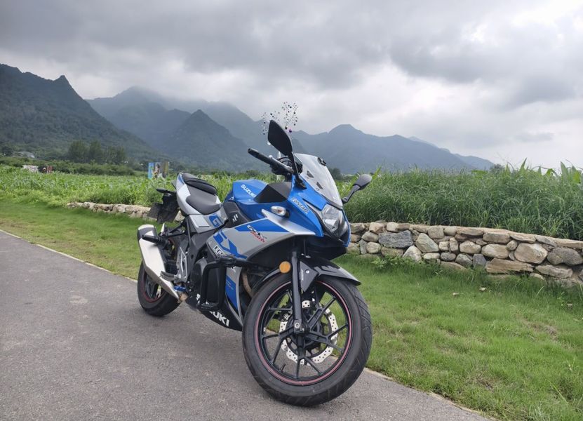 豪爵铃木 GSX250R