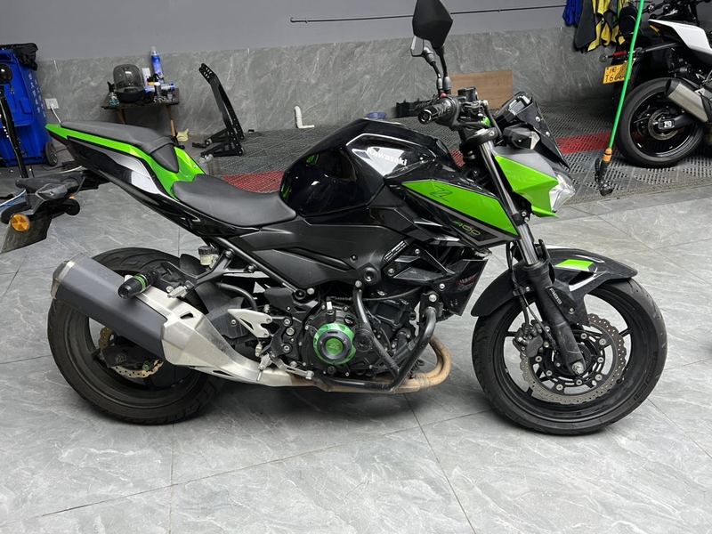川崎 Z400