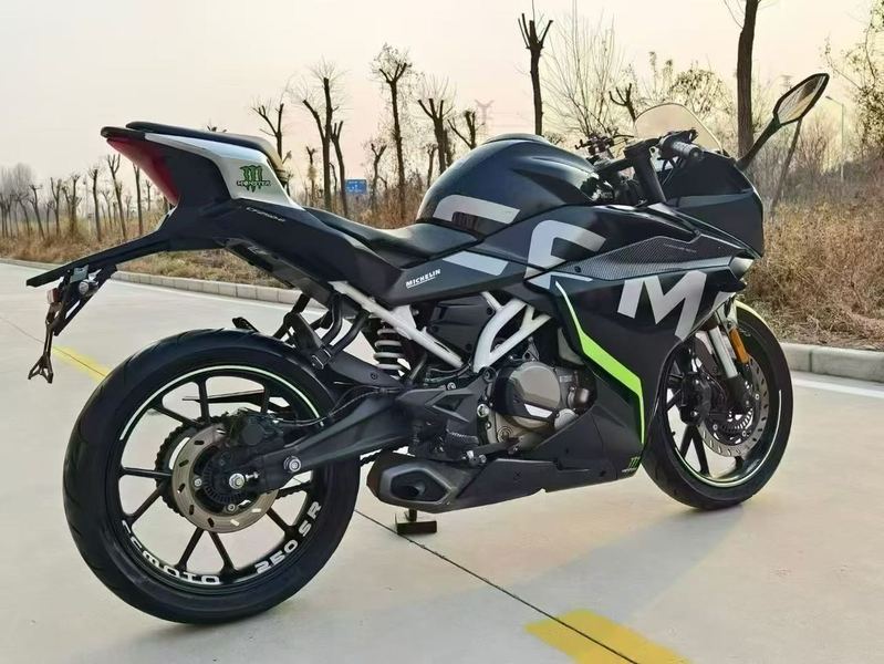 春风 250SR