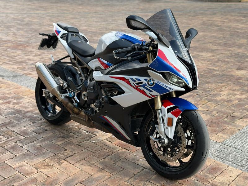 宝马 S 1000 RR