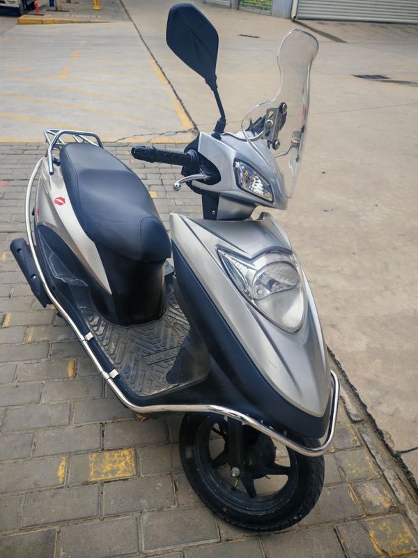新大洲本田 NS125D