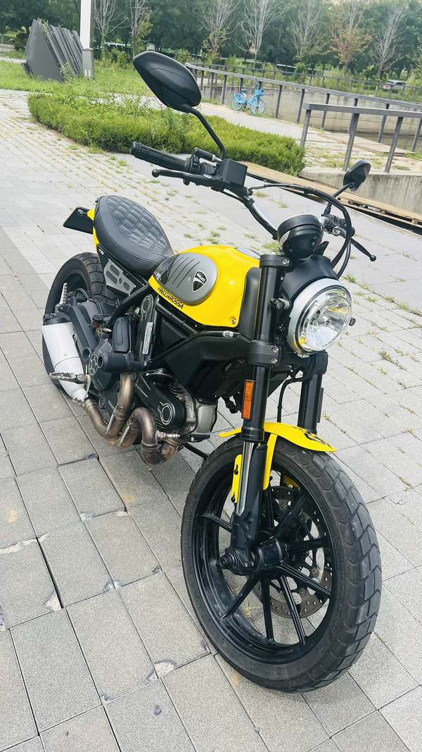 杜卡迪 Scrambler 800