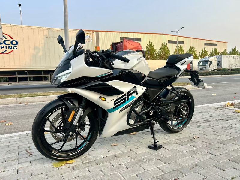 春风 250SR