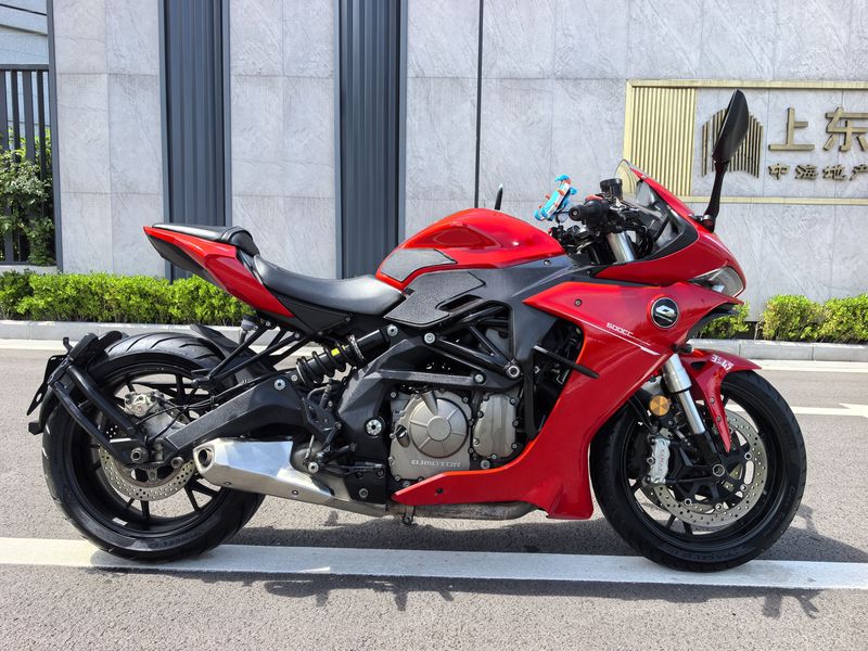 QJMOTOR 赛600