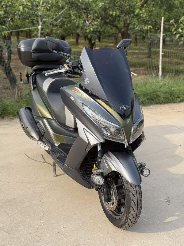 光阳 赛艇 250