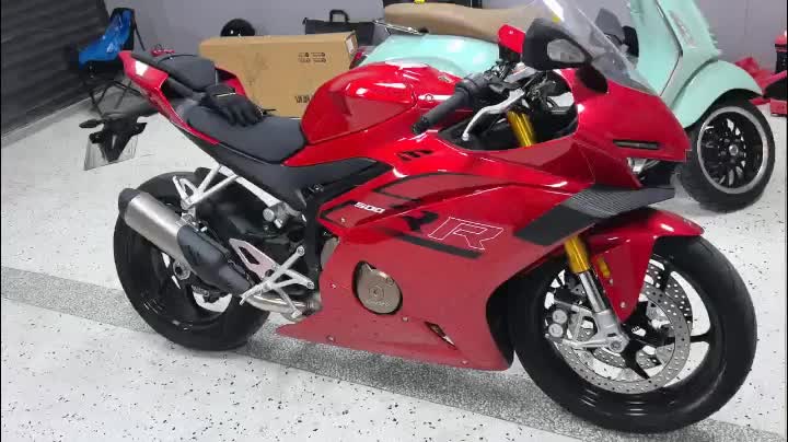 张雪机车 500RR