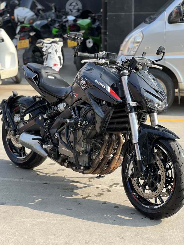 QJMOTOR 追600