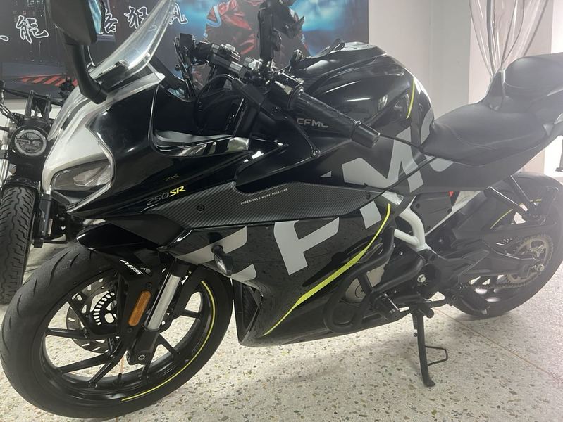 春风 250SR