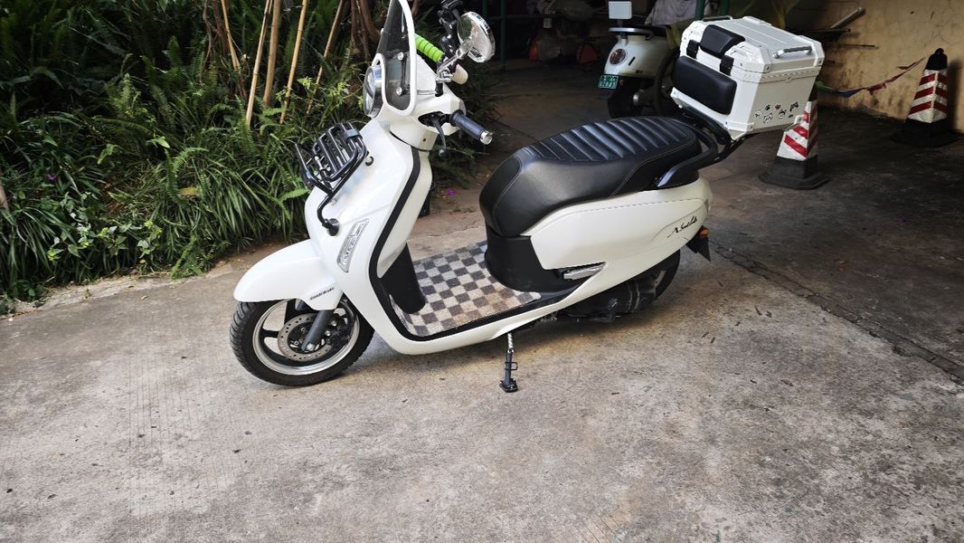 新大洲本田 NS125LA