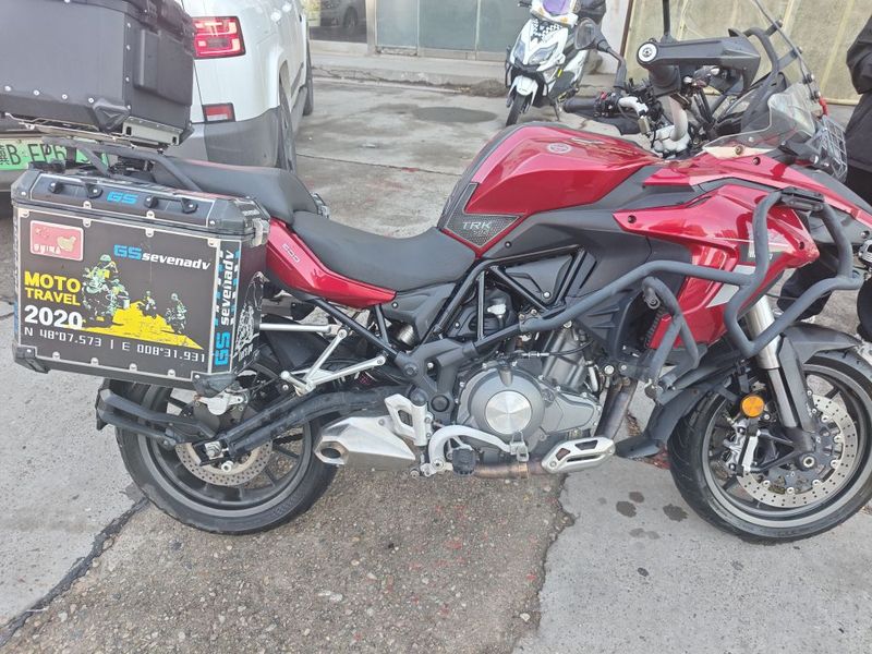 贝纳利 金鹏 TRK502