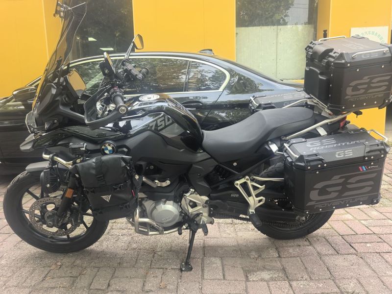 宝马 F 750 GS