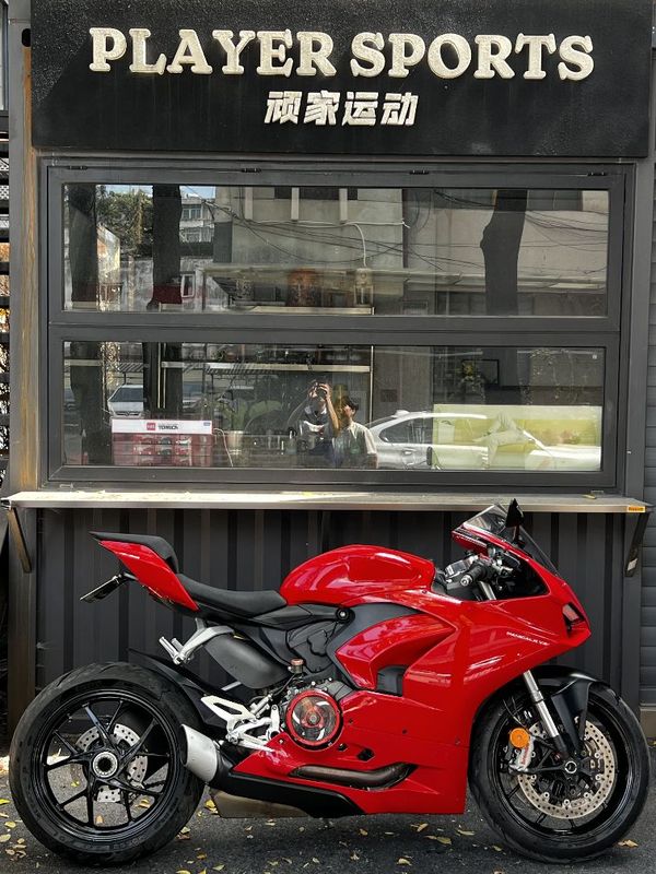 杜卡迪 Panigale V2