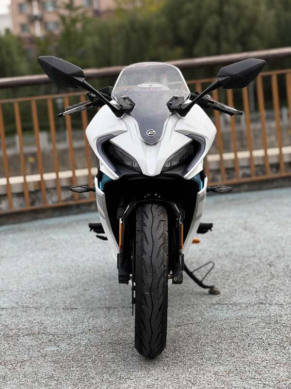 春风 250SR