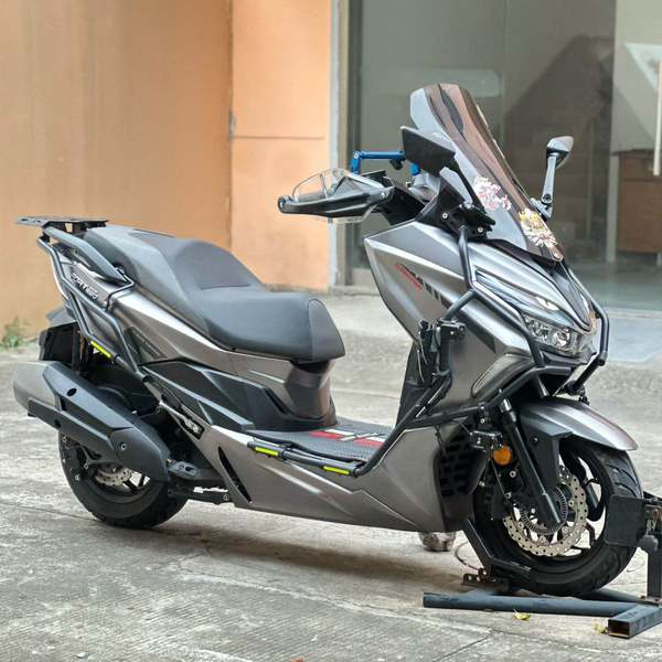 QJMOTOR 鸿250