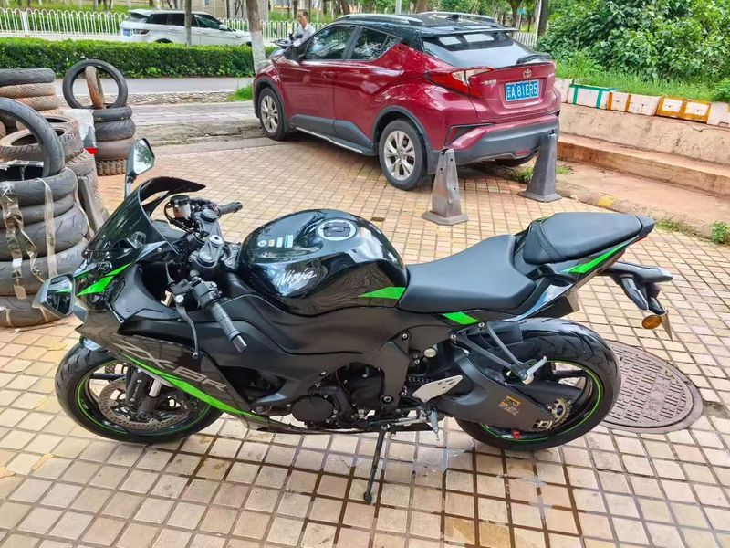川崎 Ninja ZX-6R 
