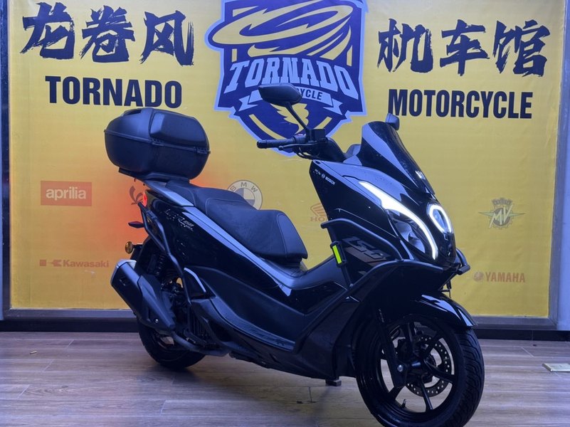 豪爵 UFR150