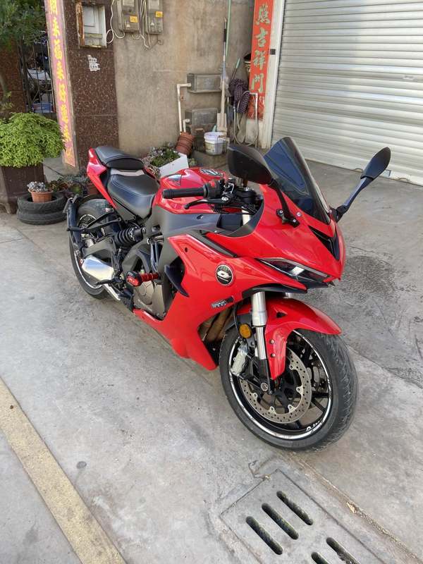 QJMOTOR 赛600