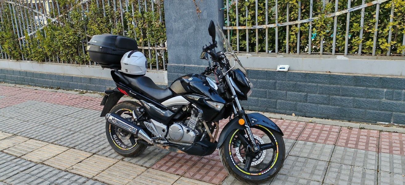 豪爵铃木 骊驰 GW250