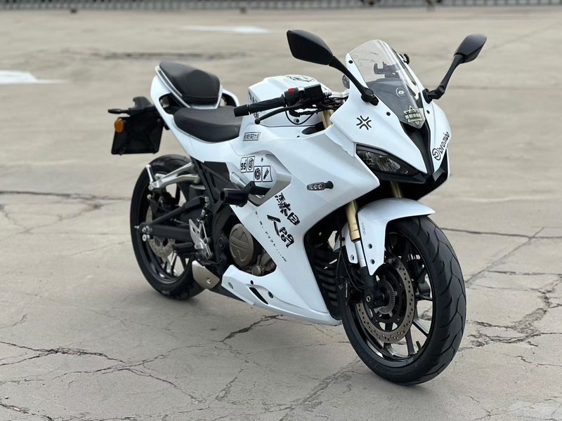 QJMOTOR 赛250