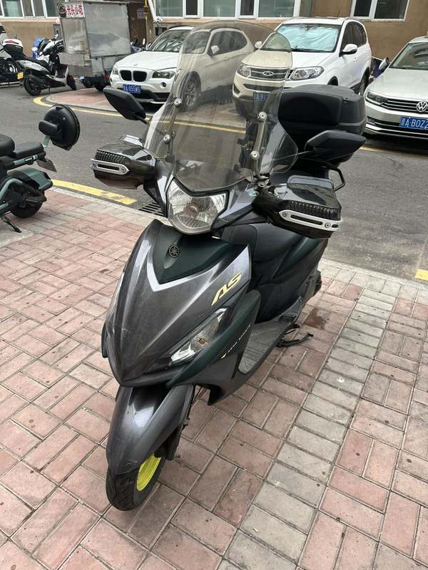 建设雅马哈 福禧125