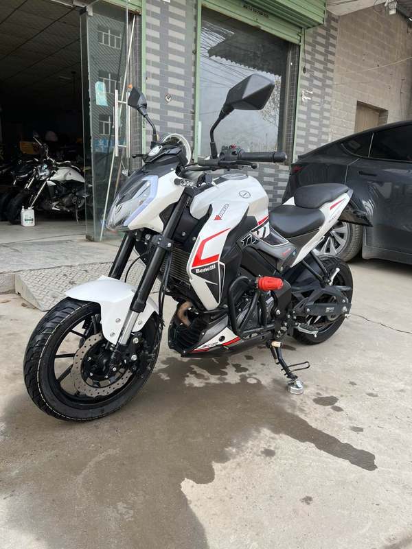 贝纳利 小迅龙 BN150S