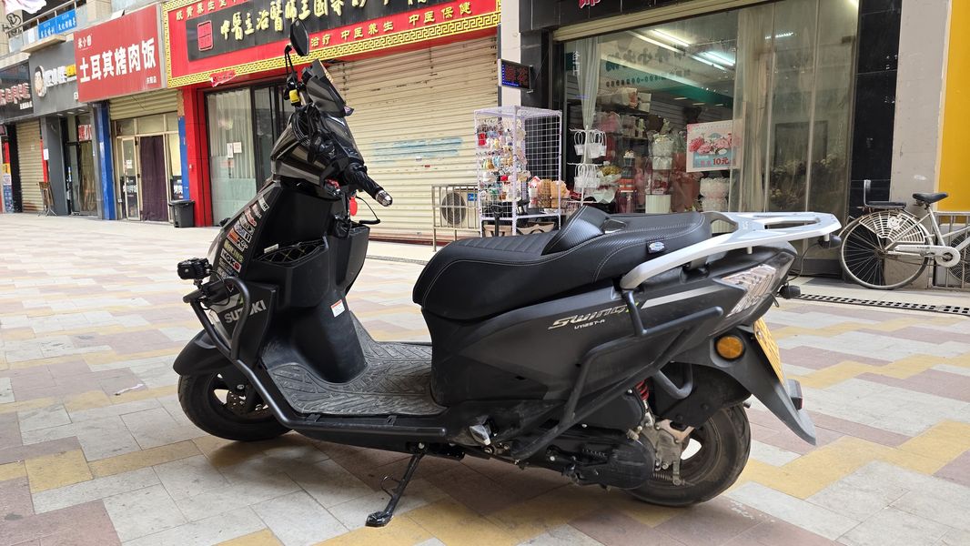 济南铃木 UY125