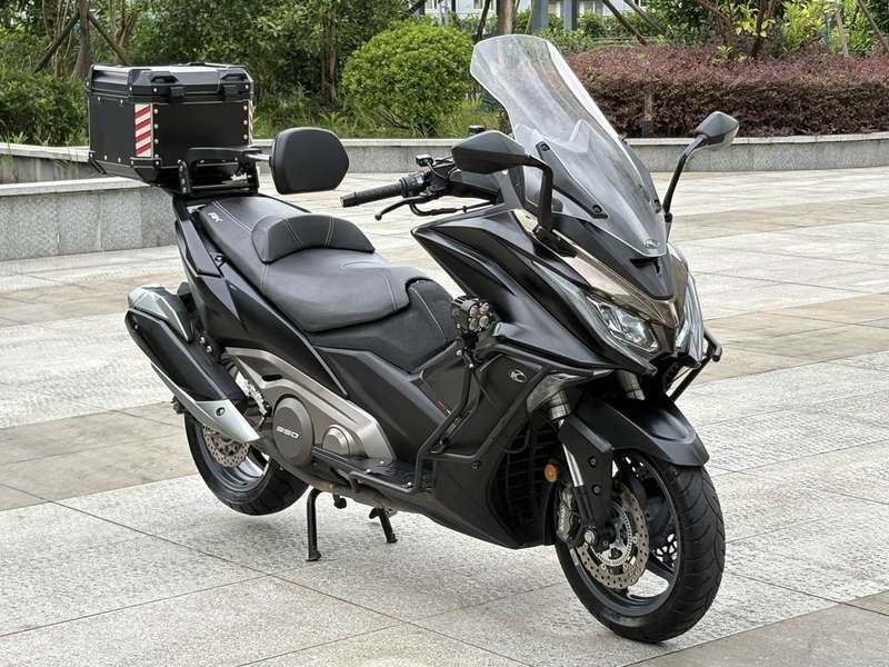 光阳 AK550