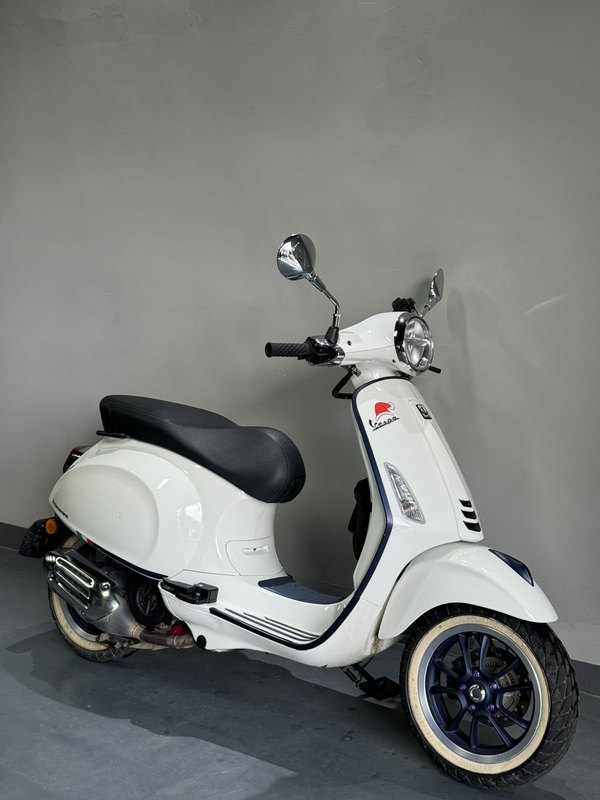 VESPA Primavera 150