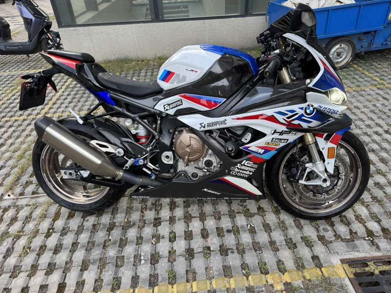宝马 S 1000 RR