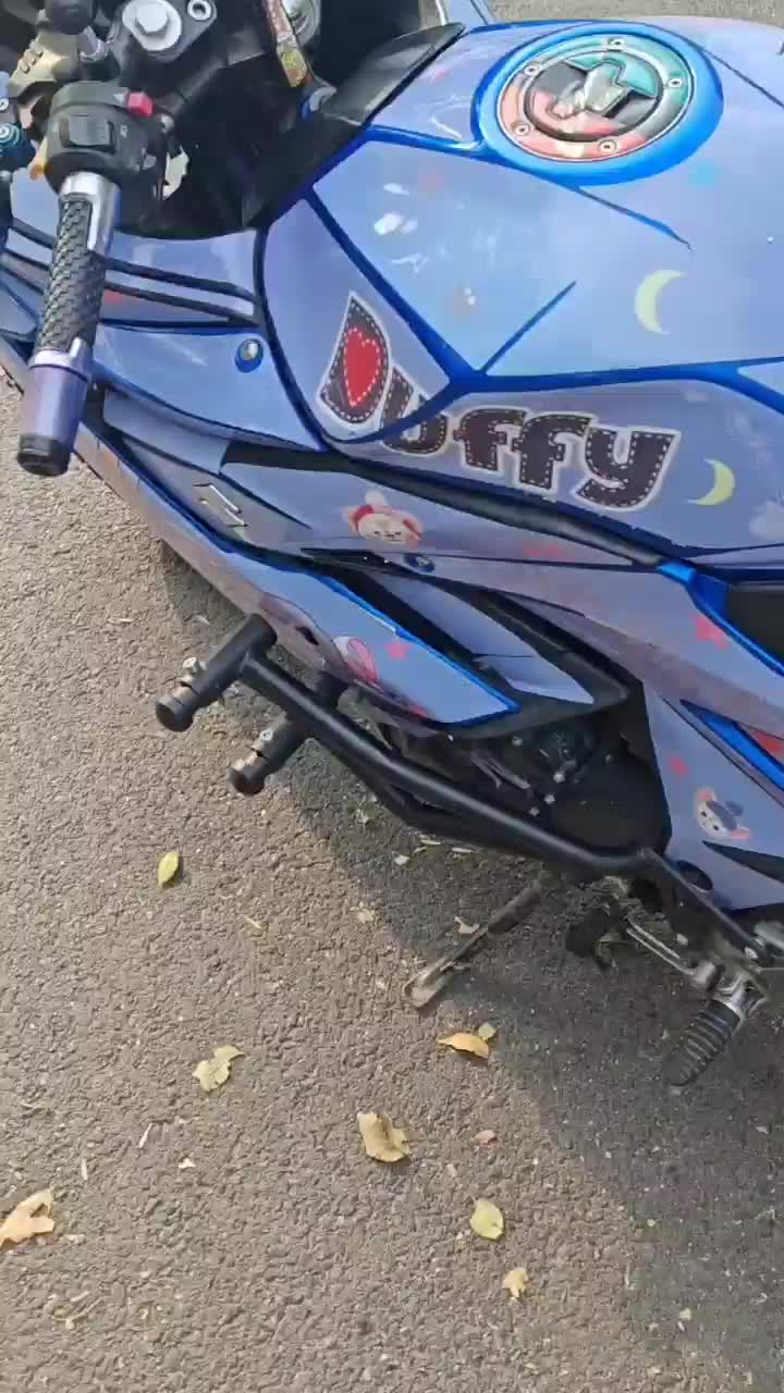 豪爵铃木 GSX250R