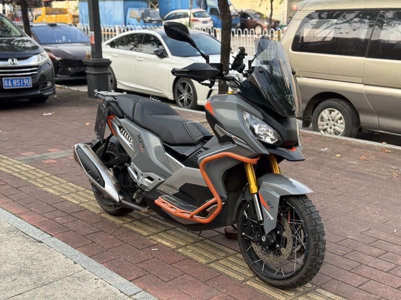 标致 XP400
