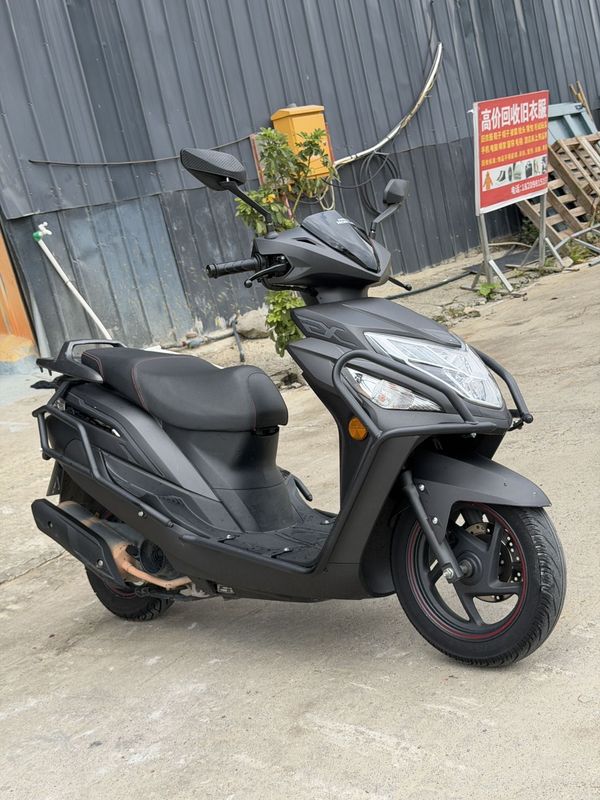 新大洲本田 EX125