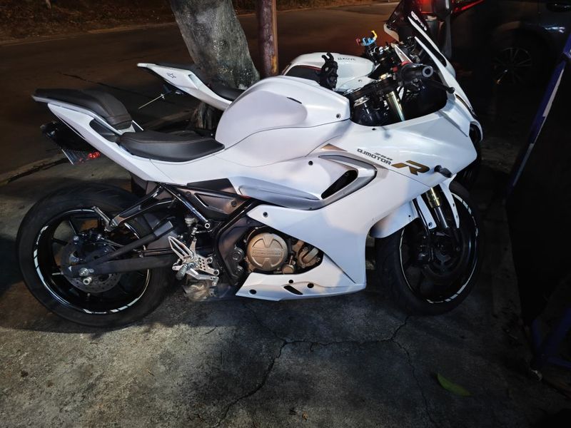 QJMOTOR 赛250