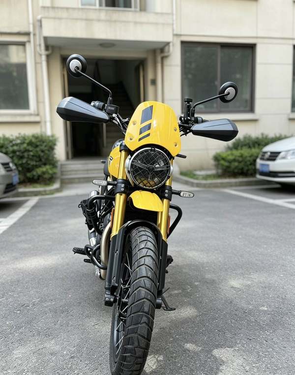 凯旋 Scrambler 400 X