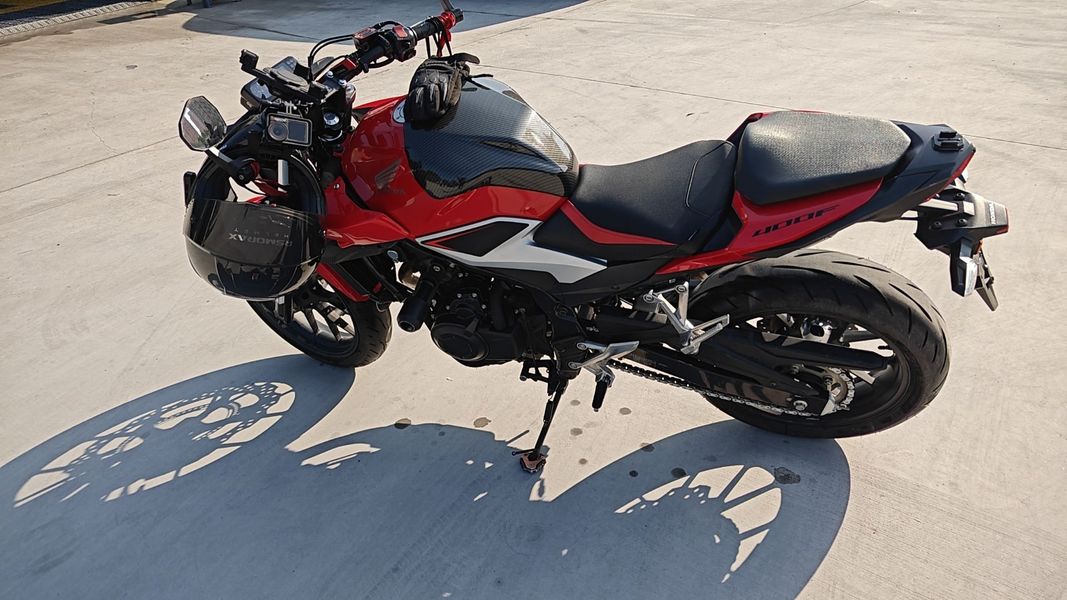 本田WING CB400F