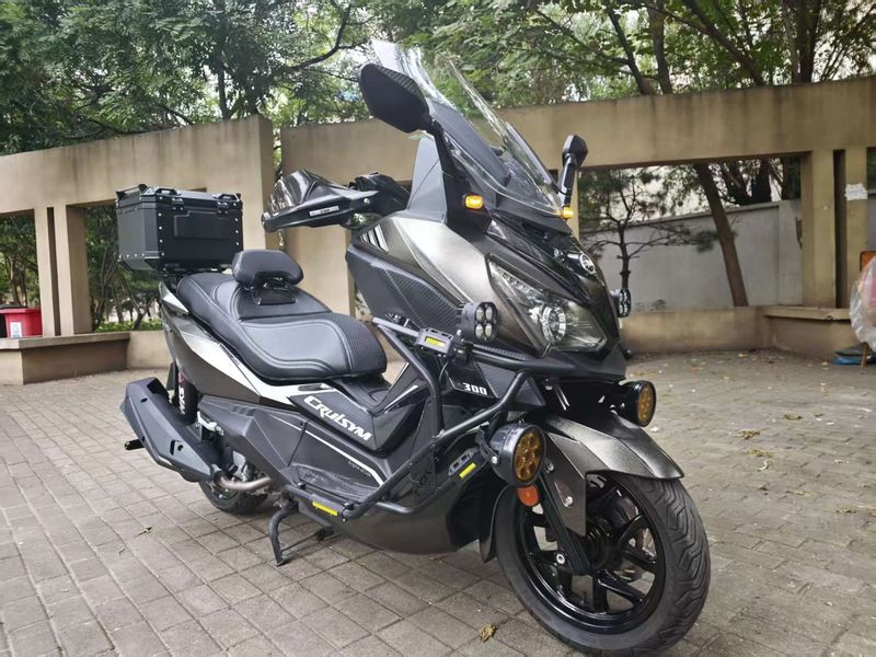 SYM三阳 巡弋 Cruisym 300