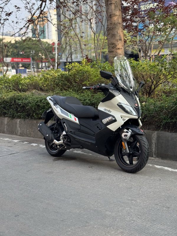 宗申阿普利亚 SR Max 250