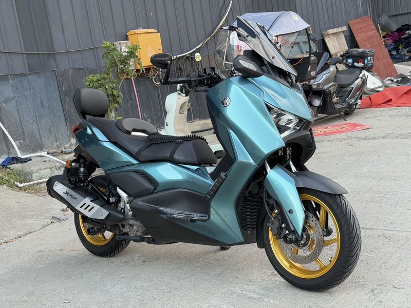 雅马哈 XMAX