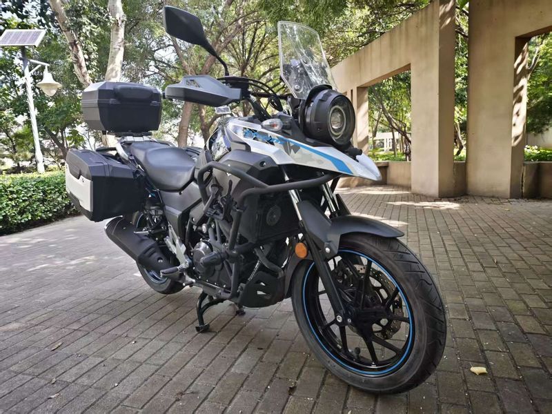 豪爵铃木 DL250