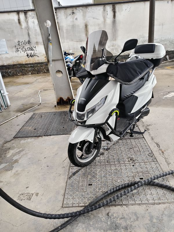 五羊本田 NCR125